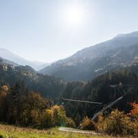 Benni Raich Brücke im Herbst