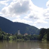Floßfahrt Drau mit Blick auf Dravograd