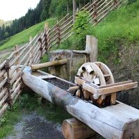 Wasserrad am HeilBrunnWeg_Naturpark Almenland_Oststeiermark