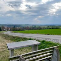 Sitzgruppe mit Blick auf Schwickershausen