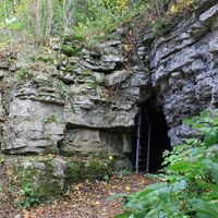 Eingang der Venusgrotte, Naturdenkmal am Großen Hörselbgerge bei Eisenach