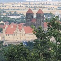 Blick von der Altenburgwarte zur Stiftskirche