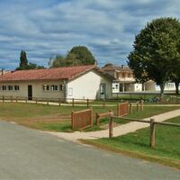 Village_Villandraut_école_Mairie_1_800