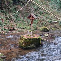 Kreuz in der Zeller Ache