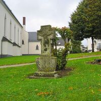 Kreuz bei Wehrkirche