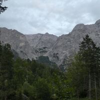 letzter Blick zur Schermberg Nordwand vor Einbruch der Dunkelheit