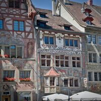 Kunstvoll bemalte Häuder in Stein am Rhein: Willkommen im Mittelalter