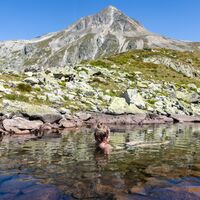 Kleine Abkühlung auf dem Weg zur Hütte