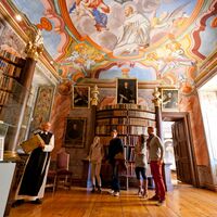 Führung durch die Bibliothek des Stiftes Rein
