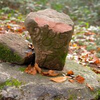 Entlang historischer Grenzsteine auf dem Sturmbühl
