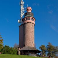 Aussichtsturm auf dem Merkur