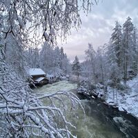 Die alte Mühle von Myllykoski am Wanderweg Pieni Karhunkierros im Oulanka-Nationalpark, Ruka-Kuusamo, Lappland, Finnland