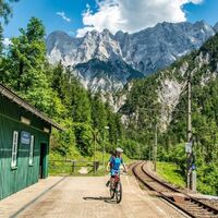 Am Ende des Rauchbodenweges der Bahnhof Johnsbach