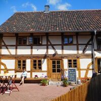 Hausansicht des Dorfcafés Alt Bleckenstedt in Salzgitter