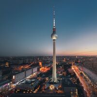 Berliner Fernsehturm Abenddämmerung