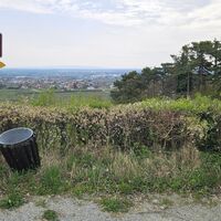 Blick zum Weinort Sooß
