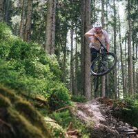 Mountainbiker auf dem Hochalm Trail