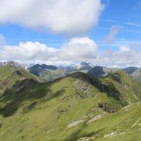 Bärenbadegg und Kesselhöhe.jpg