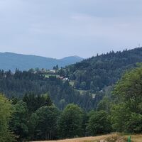 Blick von Müllerreuten zum Lusen, vorne Hohenröhren