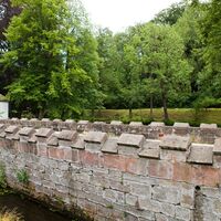 Wassergraben des Schloss Wolfersdorf