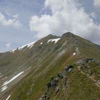 dem Weg entlang bergan