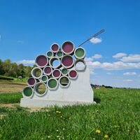 Wein-Stein (Jugend-Kunst-Objekt)