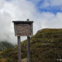 Nur mehr wenige Minuten bis zum Gipfelkreuz.