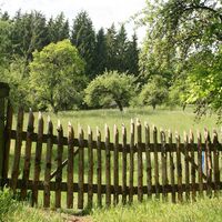 Detail Zaun am Kirgelaufgang am Rundwanderweg 1 in Gaildorf