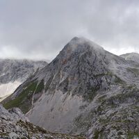 Blick zum Eselstein im Anstieg Sinabell