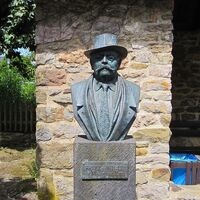 Frit von Wille Statue Kerpen