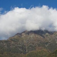 Der Monte Vandalino und links der felsige Ausläufer des Castelluzzo
