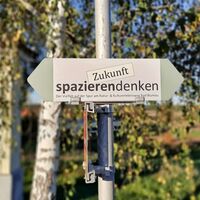 Der Themenweg ist durchgehend beschildert