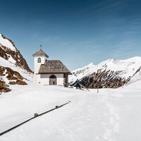 Kapelle am Sölkpass im Winter