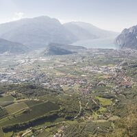 Der obere Gardasee gesehen von Tenno