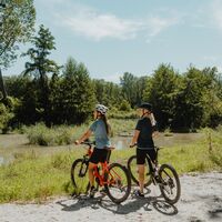 Radtour am Donauradweg Aulandschaft Enns
