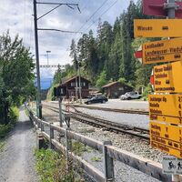 Beim Bhf. Wiesen gerade weiter zum Viadukt
