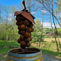 Wein-Wasserfall (Jugend-Kunst-Objekt) in Rehgraben