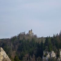 Blick vom "Lugen" zur Ruine Kallenberg