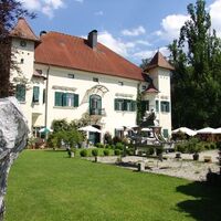 Schloss Ebenau mit Galerie Walker