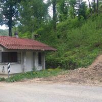 Grenzhäuschen mit Sentiero 744