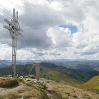 neues Gipfelkreuz am Hochschwung
