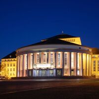 Saarländisches Staatstheater bei Nacht