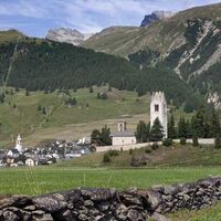 Blick von der Kirche San Gian nach Marguns