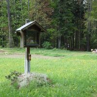 Bildstock rechts vorbei dann links im Bogen