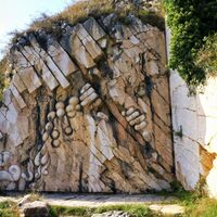 Barterand-See - gestaltete Felsen