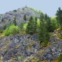 Stillgelegter Basalt-Steinbruch unter dem Nordgipfel des Hohenstoffeln