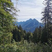 Blick zum Gwendlingstein auf dem Weg zum Lieglloch