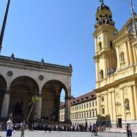 Square "Odeonsplatz"
