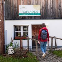 Eingang zum Hofladen Wirtseppelerhof