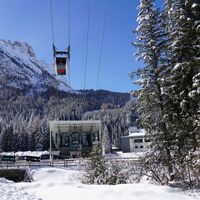 Canazei - Alba ©Archivio APT Val di Fassa